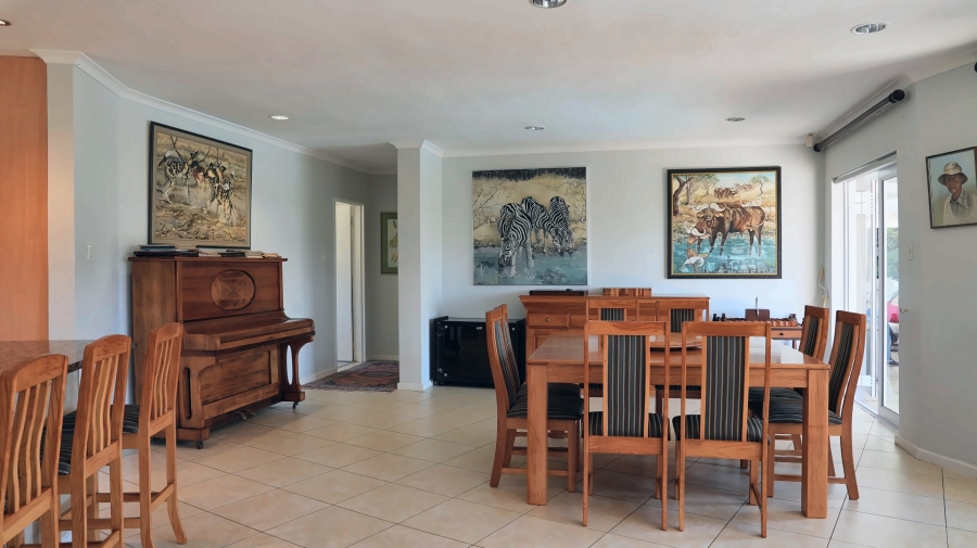 3 Bedroom Property for Sale in Helderrand Western Cape